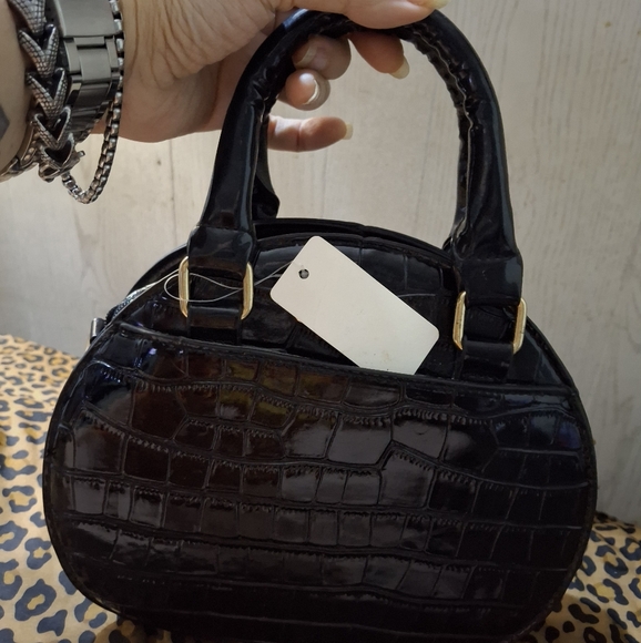 Guess Handbags - GUESS | NWT | Black Croc-Embossed Shoulder Bag & Wallet Set